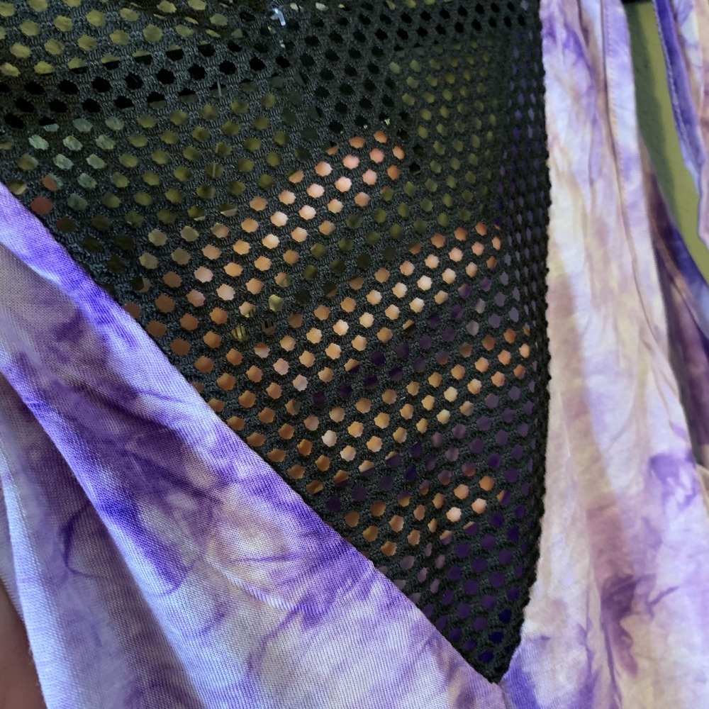 Glitter Skull Top - Picture 5 of 11